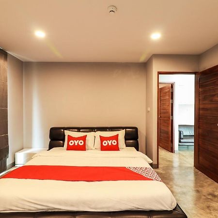 Oyo 150 3Q Chiangmai Residence Chiang Mai Exterior photo